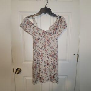 American Eagle Outfitters 4 Cream Floral Dress